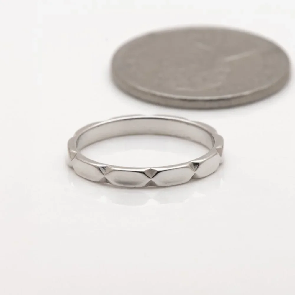 Silver Band Ring, Minimalist Stacking Ring, Everyday Ring, Sz 7 - Picture 2 of 3
